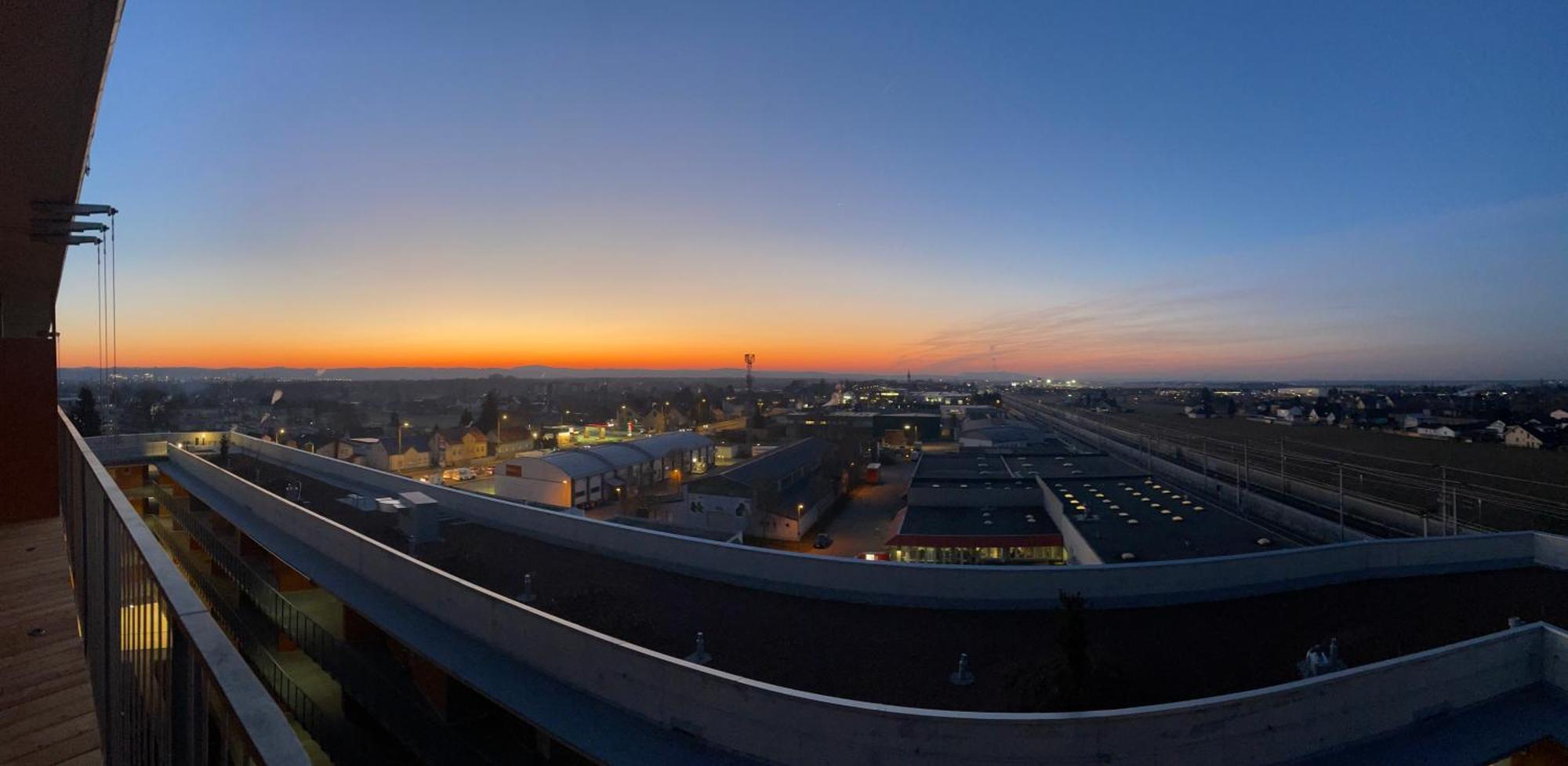 Апартаменты 100 Qm Penthouse, Self-Check-In, 2 Parkplaetze Грац Экстерьер фото