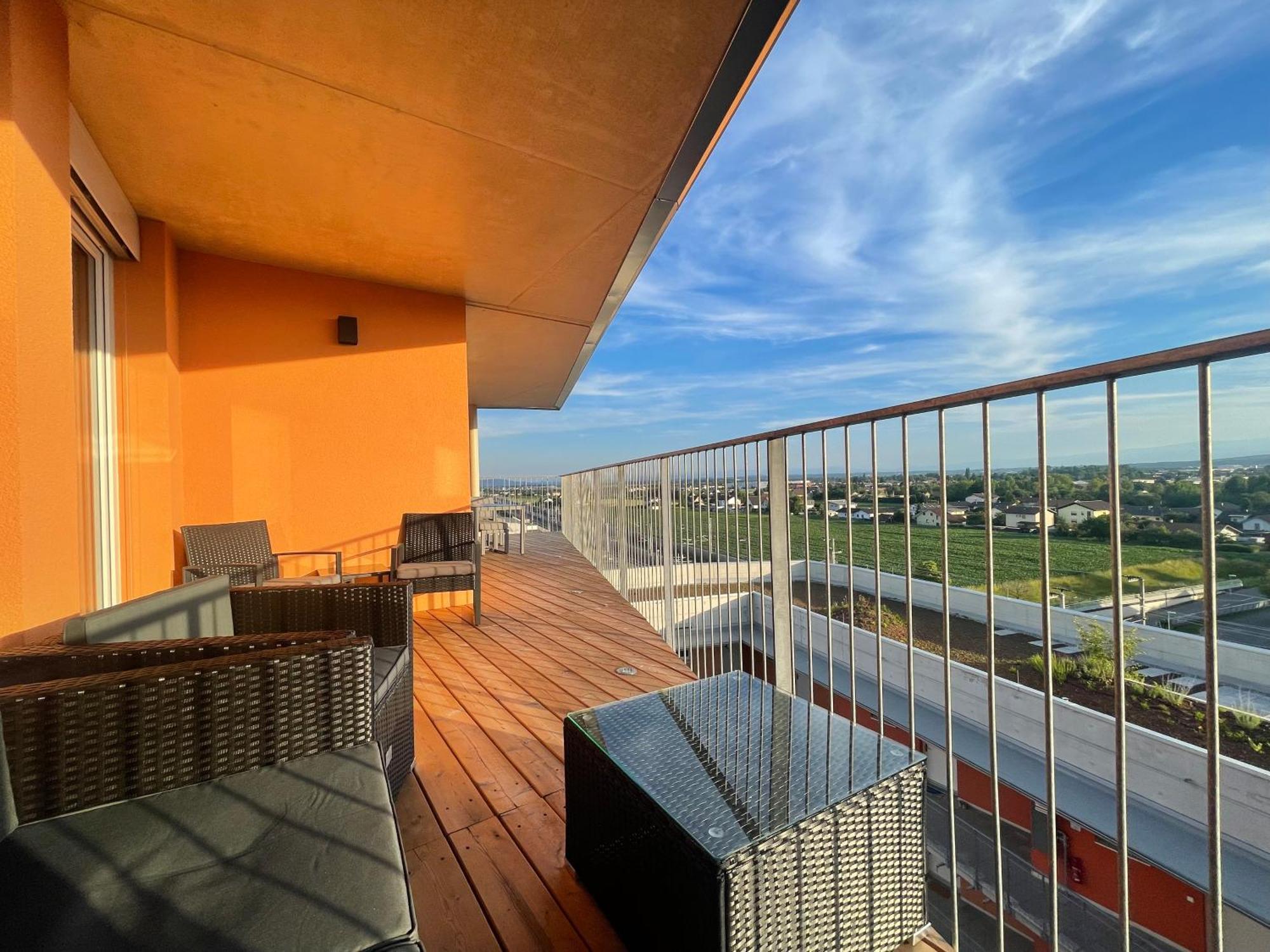 Апартаменты 100 Qm Penthouse, Self-Check-In, 2 Parkplaetze Грац Экстерьер фото